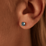 Silberne Ohrstecker mit aqua Swarovski-Kristall für Damen