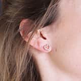 Bijoux goudkleurige oorknoppen hart met strass voor dames