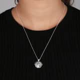 Bijoux zilverkleurige ketting met hanger munt voor dames