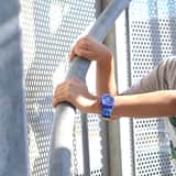 Regal Kinderuhr mit blauem Armband