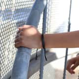 Gerecycleerd stainless steel jongensplaatarmband blackplated zwart koord