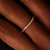 Schienenring, 375 Gold, rundum mit Zirkonia