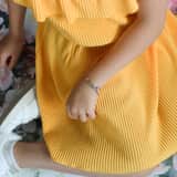 Kinderarmband aus Edelstahl mit hellrosa Kristall
