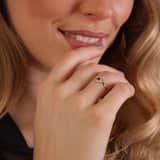 Ring aus 375 Gelbgold mit weißem und blauem Zirkonia