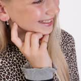 Zilveren goldplated kinderring vlinder met zirkonia