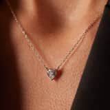 Zilveren ketting Love month stones hart