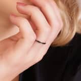Schienenring, 585 Rotgold, 29 schwarze Diamanten 0,08 ct