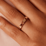 Ring, 925 Silber, vergoldet, mit ausgeschnittenem Herz