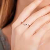 Zilveren ring V-vorm rhodiumplated