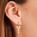 Stainless steel goldplated oorringen met hanger met hanger sleutel met zirkonia voor dames