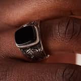Stainless steel ring met rechthoekige zwarte steen