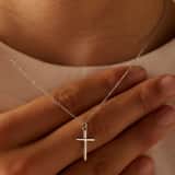 Zilveren ketting met hanger kruis