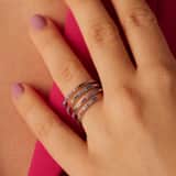 Ring aus 925 Silber, spiralförmig, mit Zirkoniabesatz, mehrfarbig