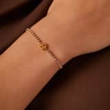 Stainless steel goldplated fantasiearmband met letterhanger R met zirkonia voor dames