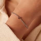 Tennisarmband aus Edelstahl, mit weißem kubischem Zirkonia, Buchstabe: J
