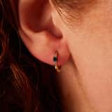 Zilveren goldplated oorringen zirkonia blauw/wit