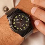 Q&Q Herrenuhr mit Gummi-Armband G22A-002VY