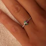 14 Karaat gouden ring bloem diamanten(0,075ct)