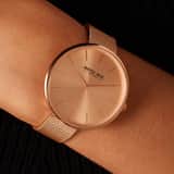 Donna Mae Uhr mit Armband aus Mesh, roséfarben