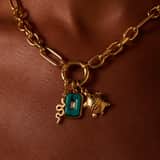 Stainless steel goldplated hanger voor dames