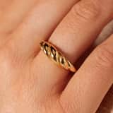 Ring aus 925er Silber, vergoldet, Croissant