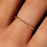 9 Karat Ring mit Zirkonia