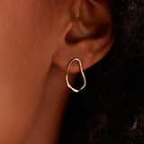 Ohrring aus 585er Gold, Welle, Öse
