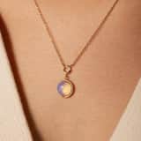 Halskette aus Edelstahl, vergoldet, mit Opal