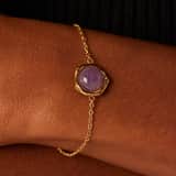 Armband aus Edelstahl, vergoldet, mit Amethyst