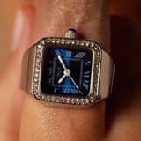 Regal ring horloge zilver met blauw en zirkonia