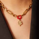 Stainless steel goldplated hanger met rood emaille voor dames