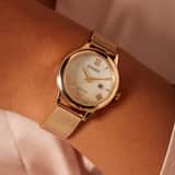 Citizen Damenuhr aus Stahl EW2623-70P