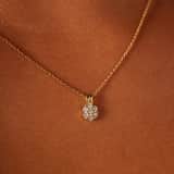 Silberne goldbeschichtete Halskette mit Anhänger und Zirkonia für Damen