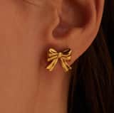 Stainless steel goldplated oorknoppen strik
