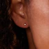14 karaat gouden oorknoppen met zirkonia 2mm