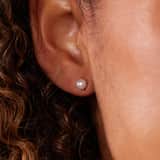 14 karaat gouden oorknoppen met zoetwaterparel 4mm