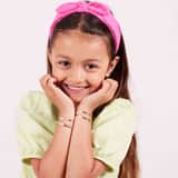 9 Karaat bewerkte kinderbangle