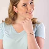 Vergoldetes Silberarmband mit V