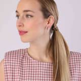 Silberne Ohrringe mit V, rhodiniert