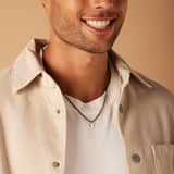Edelstahlgliederkette mit schwarzen Akzenten