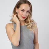 Zilveren oorbellen rond 6mm met zirkonia