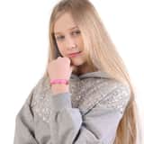 Elastisches Kinderarmband in Fuchsia mit Herzanhänger