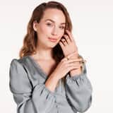 Vergoldeter Vintage-Edelstahlring mit Blume in Rot