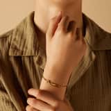 Stainless steel goldplated plaatarmband met voetbal