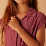 Zilveren goldplated kinderarmband met hanger hart met emaille 