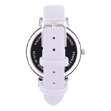 Regal horloge pantone kleur wit