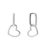 Zilveren ketting met hanger en oorbellen