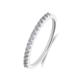Zilveren ring met rij zirkonia