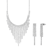 Silberfarbenes Modeschmuckset mit Halskette und Ohrringen mit Strass