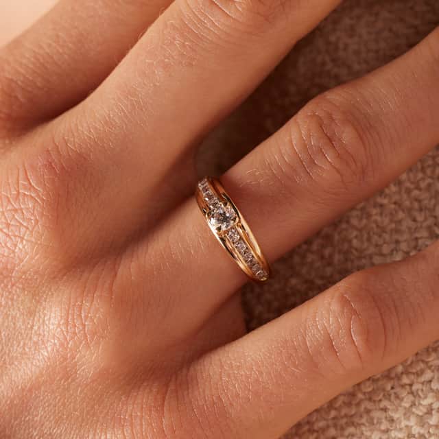 14 Karaat geelgouden ring met zirkonia
